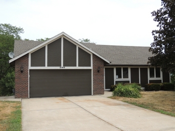 2160 Concord St NE, Lees Summit, MO 64086 