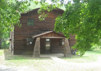 606 S Main St, Arcadia, MO 63621 