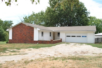 8750 SE State Route A, Saint Joseph, MO 64507 