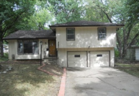 8607 Oxford Ave, Raytown, MO 64138 