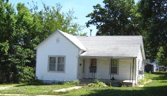 206 S Desloge Dr, Desloge, MO 63601 