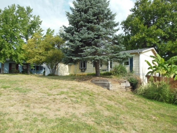 10 Orchard Hills Dr, Saint Peters, MO 63376 