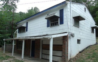 2119 Linnus Dr, High Ridge, MO 63049 