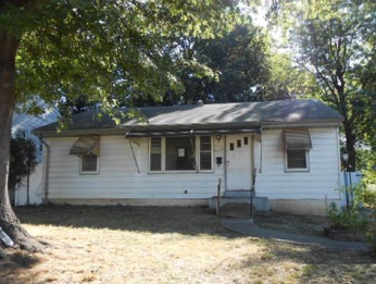 612 Ballman Ave, Saint Louis, MO 63135 
