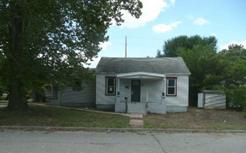 618 Rollins St, De Soto, MO 63020 