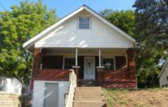917 Locust St, Boonville, MO 65233 