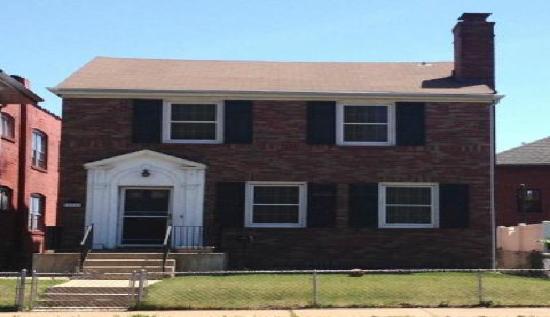4816 Arsenal St, Saint Louis, MO 63116 
