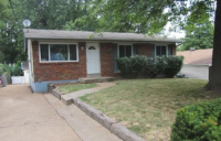 221 Barto Dr, Saint Louis, MO 63135 