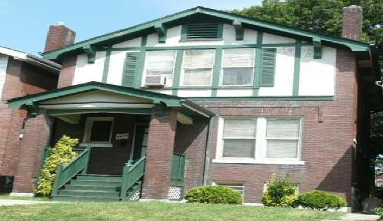 4415 Clarence, Saint Louis, MO 63115 