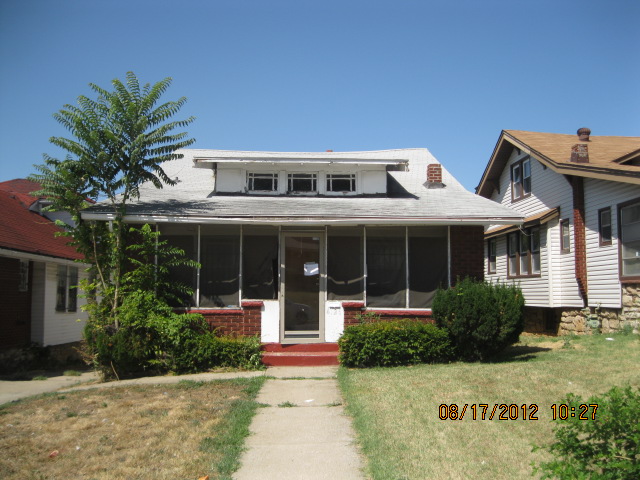 4126 College Ave, Kansas City, MO 64130 