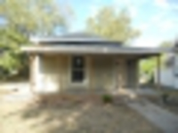 118 S Lincoln St, Liberty, MO 64068 
