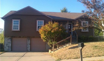 1873 Current St, Liberty, MO 64068 