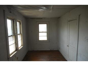 3943 Benton Blvd, Kansas City, MO 64130 