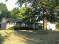 2214 Kent Dr, Cape Girardeau, MO 63701 