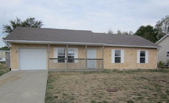 704 S Orange St, Cameron, MO 64429 