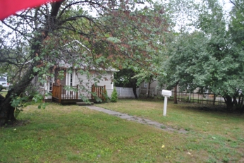 1009 Pinkston Street, Grandview, MO 64030 