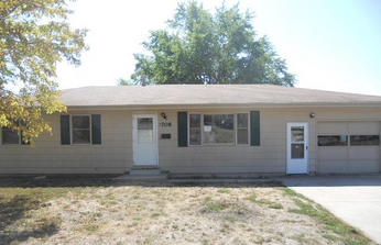 708 Van Buren St, Trenton, MO 64683 
