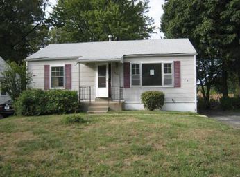 9653 Lilly Jean Dr, St Louis, MO 63134 