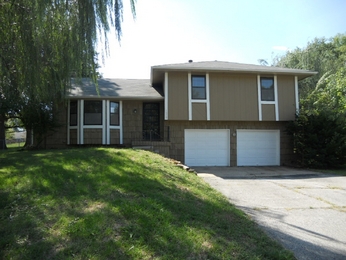 1013 NE 115th Terr, Kansas City, MO 64155 