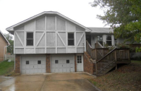 16 NW 101st Ter, Kansas City, MO 64155 