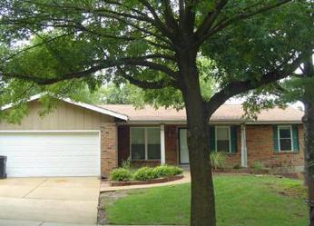 769 Vanderville Dr, Fenton, MO 63026 