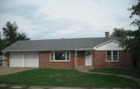 202 Cherry St, Wright City, MO 63390 