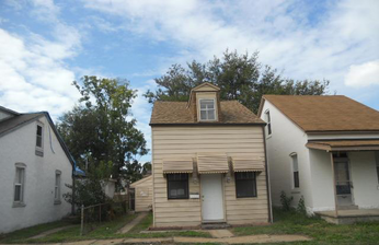 7623 Water St, Saint Louis, MO 63111 