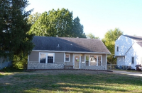 215 W 89th St, Kansas City, MO 64114 