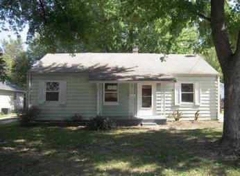 2464 N Weller Ave, Springfield, MO 65803 