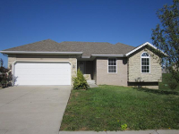 983 S Hedge Dr, Nixa, MO 65714 