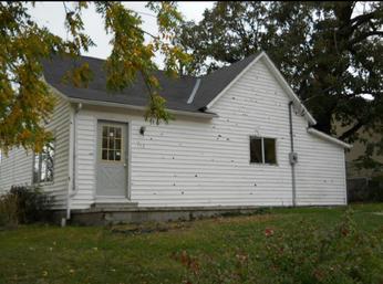 722 E 5th St, Maryville, MO 64468 