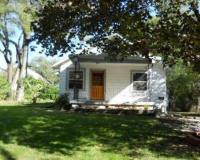 220 W 82nd Terr, Kansas City, MO 64114 