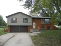 506 Easy St, Liberty, MO 64068 
