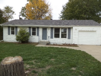 6006 Woodland Ave N, Gladstone, MO 64118 