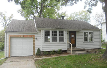 2505 NE 52nd St, Kansas City, MO 64118 