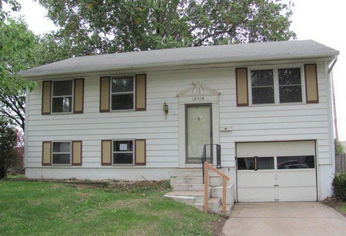 18514 East 9th St N, Independence, MO 64056 