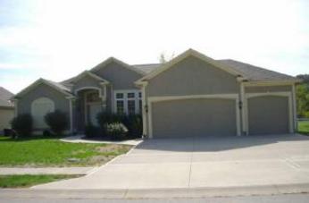 12301 89th Terr E, Kansas City, MO 64138 