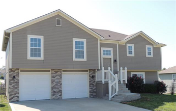 617 SW Tisha Ln, Grain Valley, MO 64029 