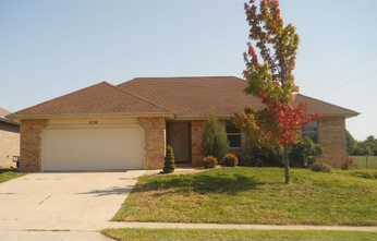 5134 S Ivey Ln, Battlefield, MO 65619 