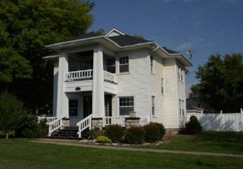 10016 E Winner Rd, Independence, MO 64052 