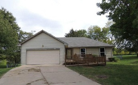 3302 NW Shannon Ct, Blue Springs, MO 64015 