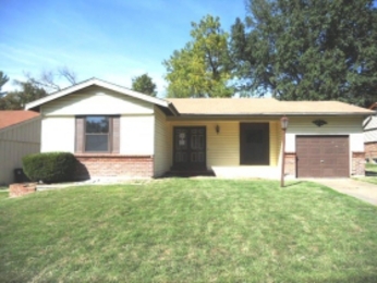 4243 Miletus Dr, Florissant, MO 63033 