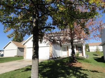 4879 Persimmon Bend Ln, Florissant, MO 63033 