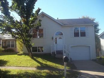 154 Kunze Dr, Saint Charles, MO 63303 