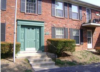 452 Chapel Ridge Dr Apt A, Hazelwood, MO 63042 