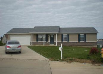 902 Warrior Ridge Ct, Warrenton, MO 63383 