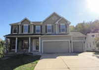 445 Buckhurst Dr, Ballwin, MO 63021 