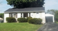 930 La Crosse Dr, Florissant, MO 63031 