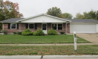 2304 White Ash Ct, Florissant, MO 63031 