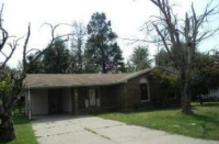 911 Stanford Dr, Sikeston, MO 63801 